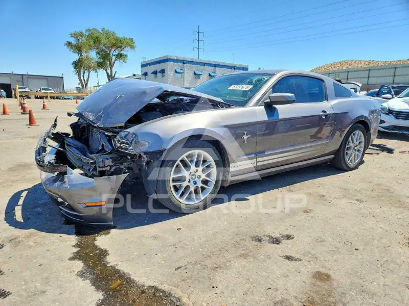 2014 Ford MUSTANG photo