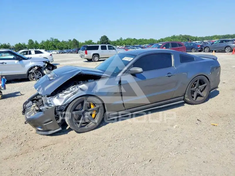 2014 Ford MUSTANG фото