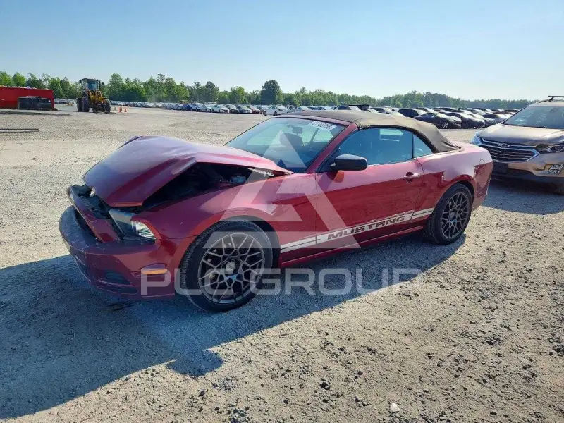 2014 Ford MUSTANG фото