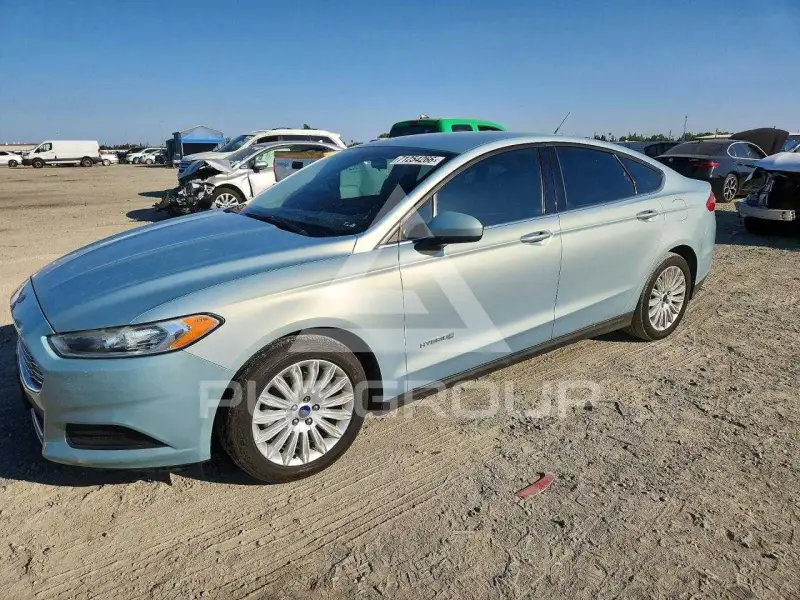 2014 Ford FUSION photo