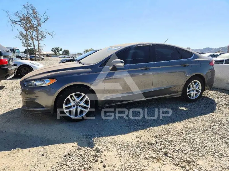 2014 Ford FUSION photo