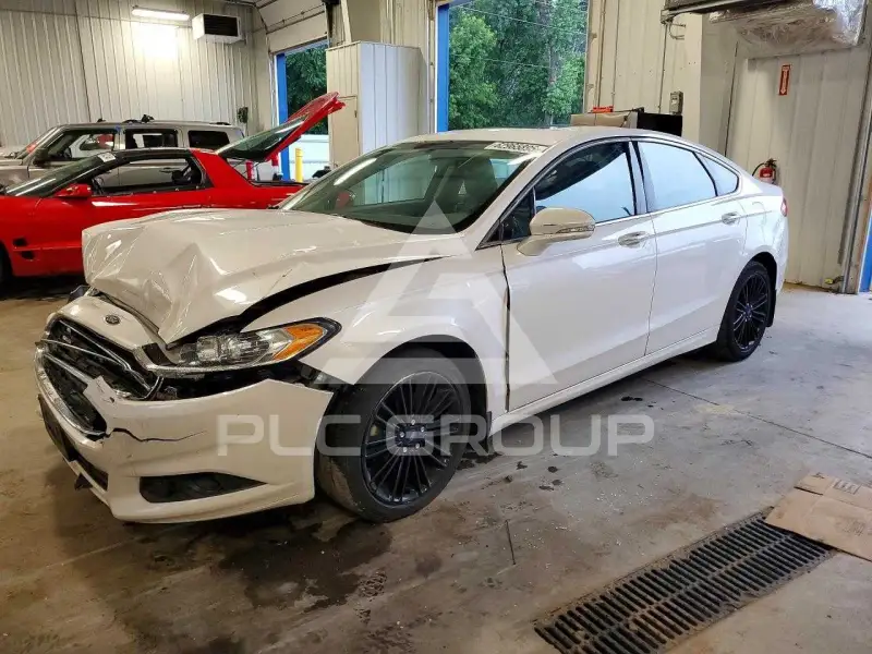 2014 Ford FUSION photo
