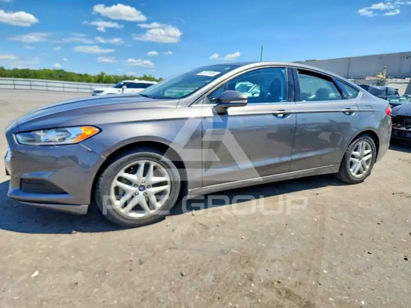 2014 Ford FUSION фото