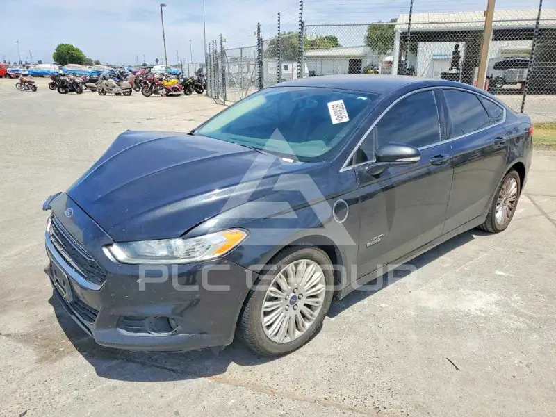 2014 Ford FUSION photo