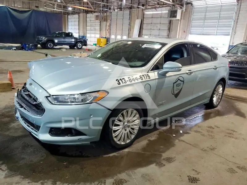 2014 Ford FUSION photo