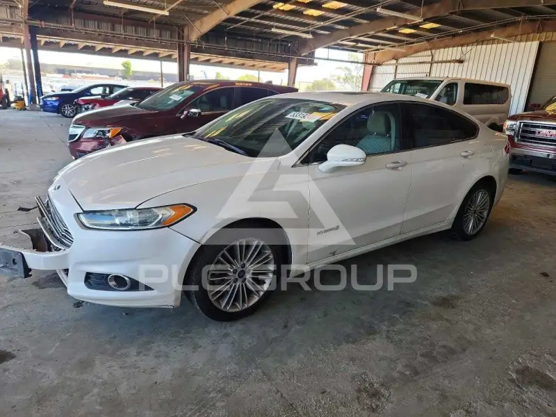 2014 Ford FUSION photo