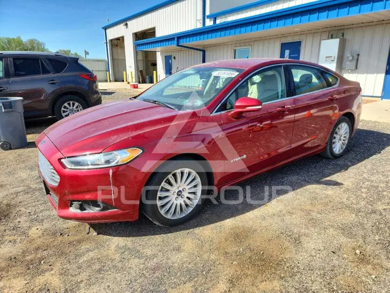 2014 Ford FUSION photo