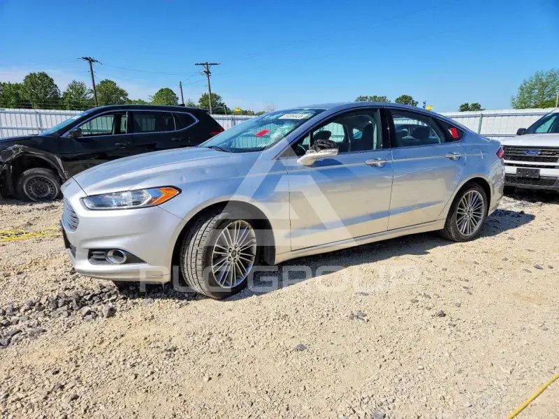 2014 Ford FUSION photo