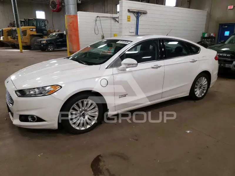 2014 Ford FUSION photo