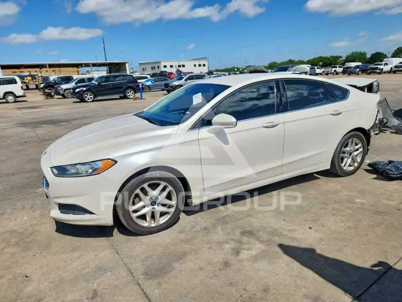 2014 Ford FUSION photo