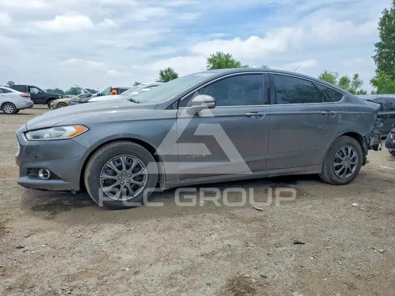 2014 Ford FUSION photo