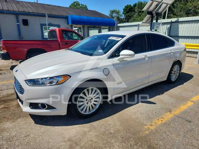 2014 Ford FUSION photo