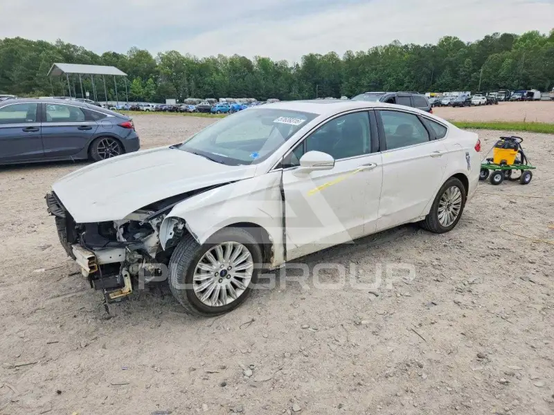 2014 Ford FUSION фото
