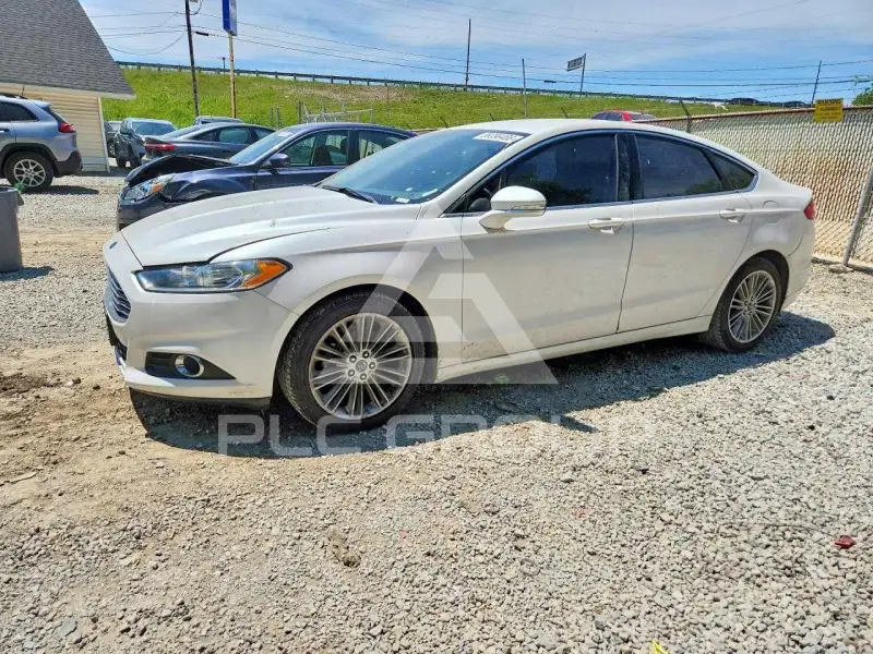 2014 Ford FUSION photo