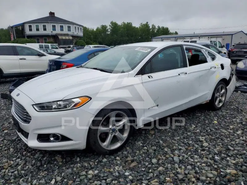 2014 Ford FUSION photo
