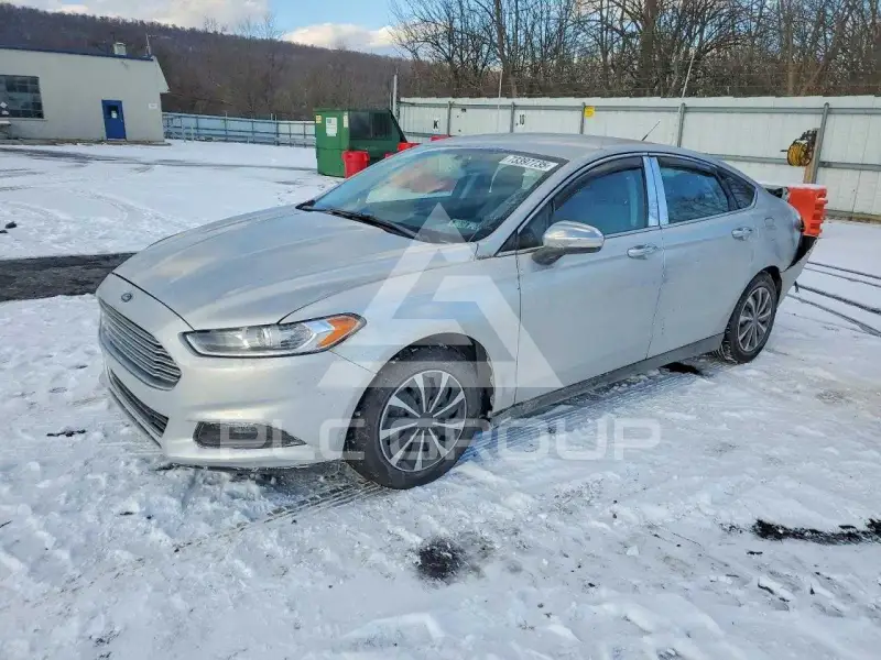 2014 Ford FUSION photo