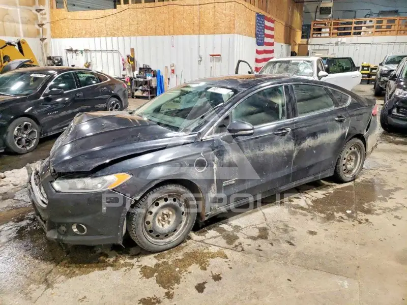 2014 Ford FUSION photo