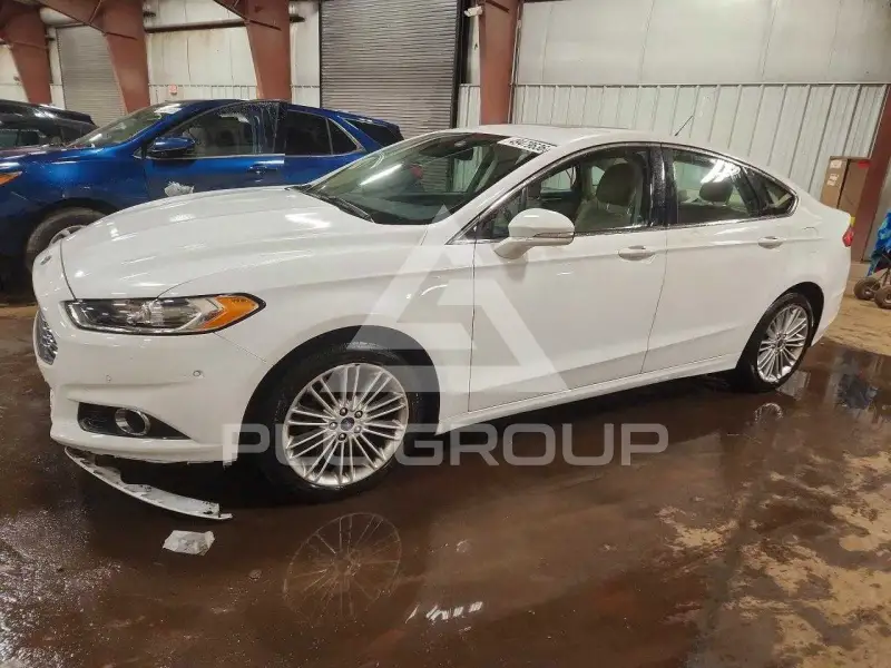 2014 Ford FUSION photo