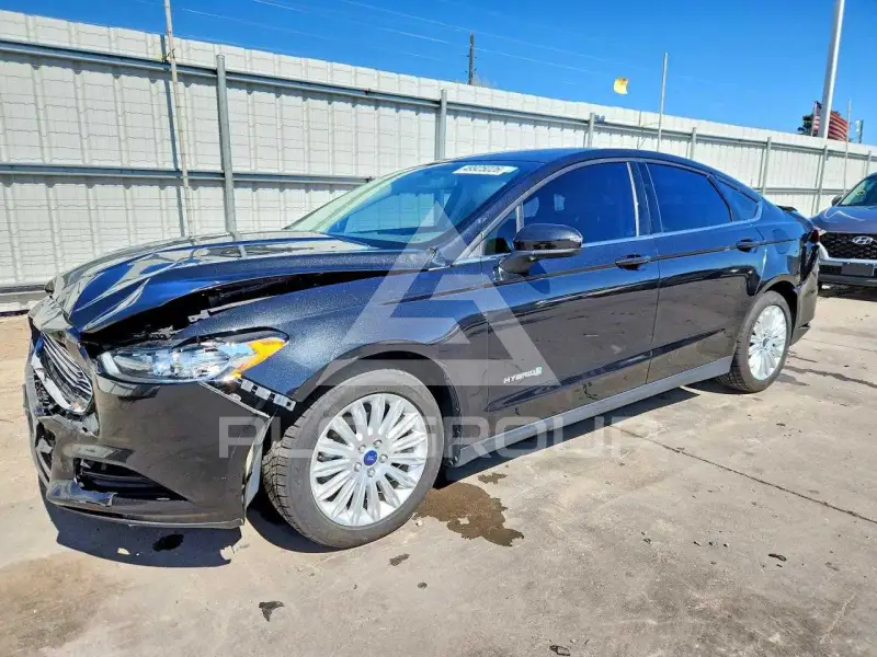 2014 Ford FUSION photo