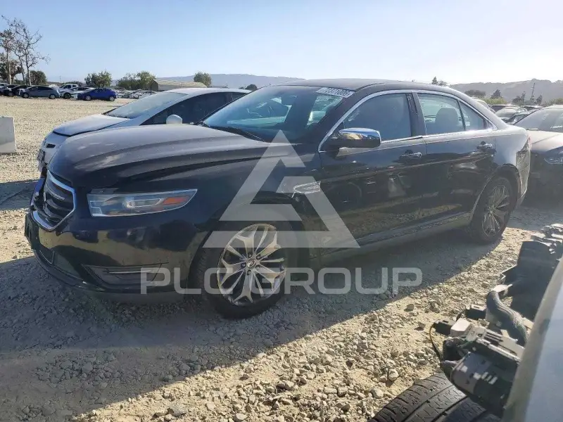 2014 Ford TAURUS photo