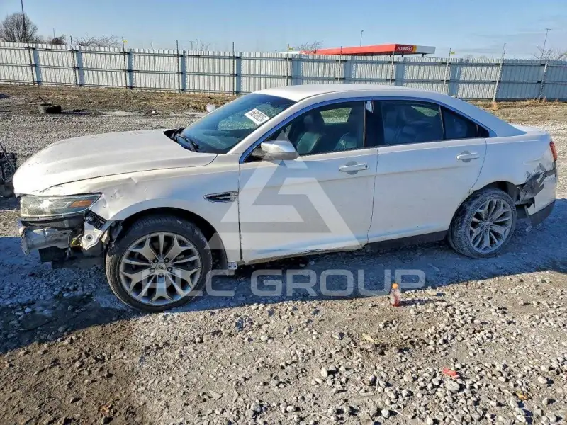 2014 Ford TAURUS фото