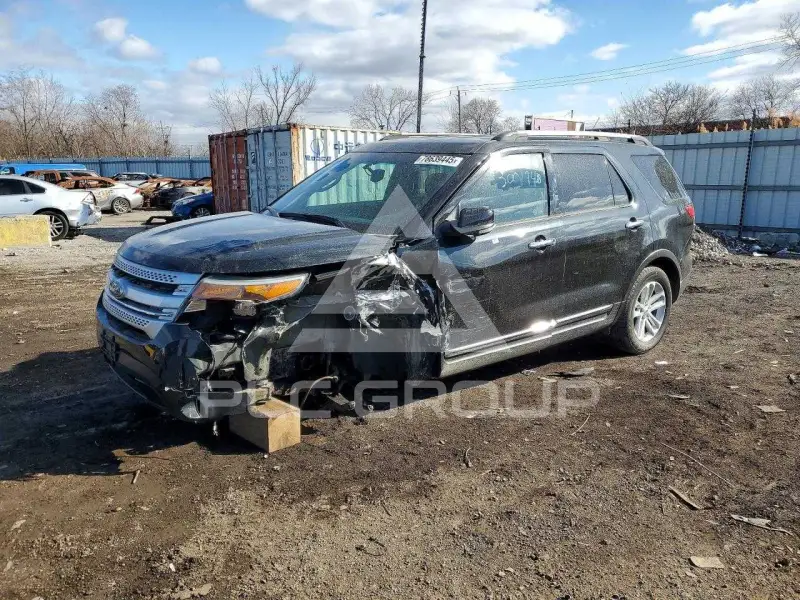 2014 Ford EXPLORER photo