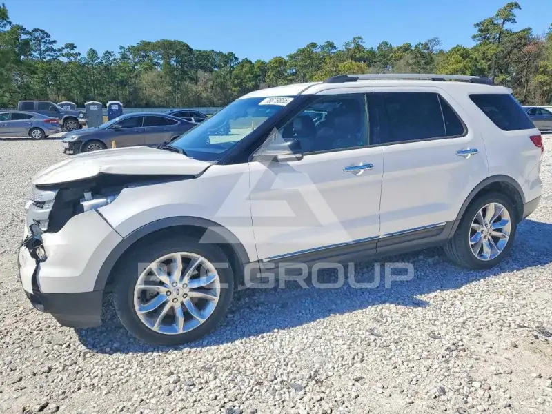 2014 Ford EXPLORER photo