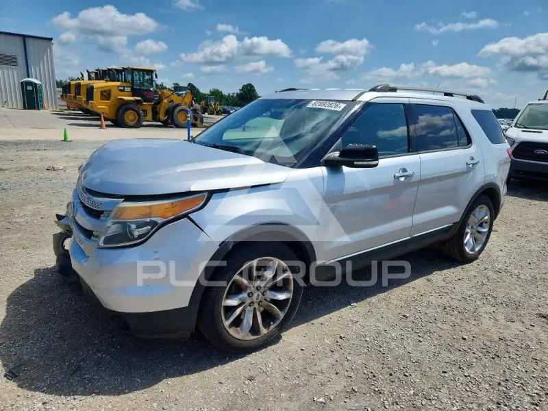 2014 Ford EXPLORER фото