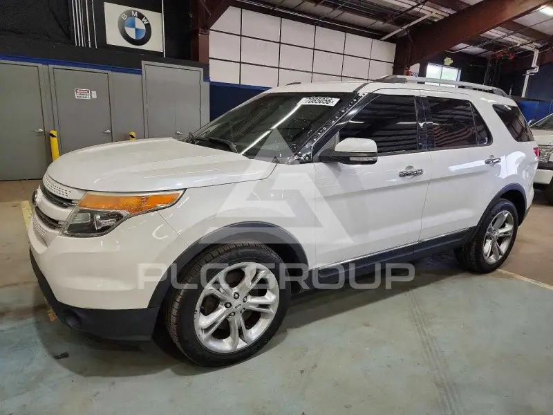 2014 Ford EXPLORER photo