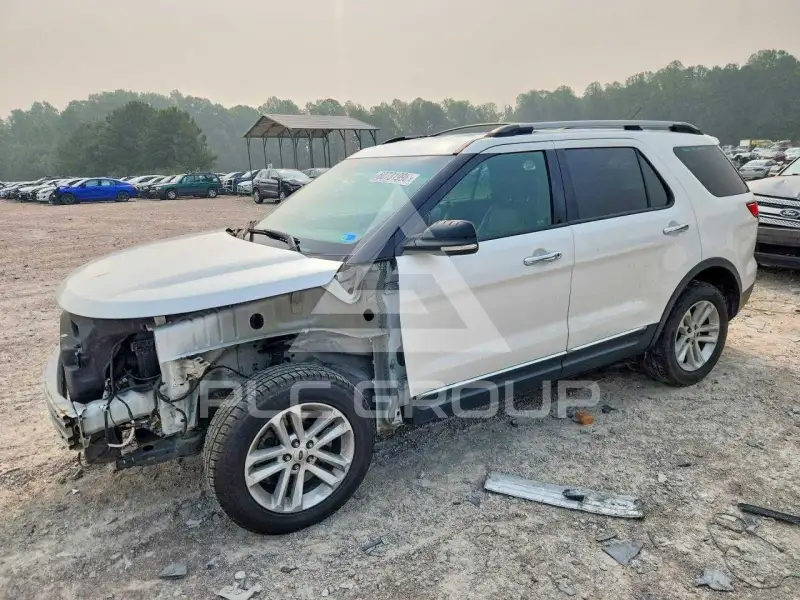 2014 Ford EXPLORER photo