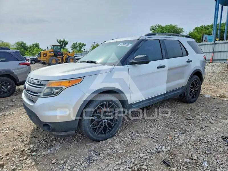 2014 Ford EXPLORER photo