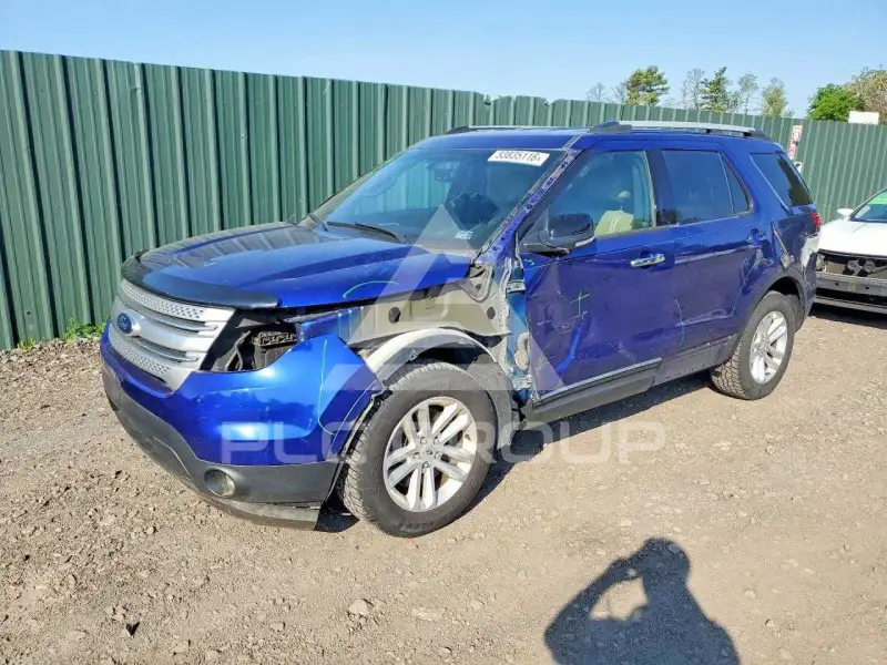 2014 Ford EXPLORER photo