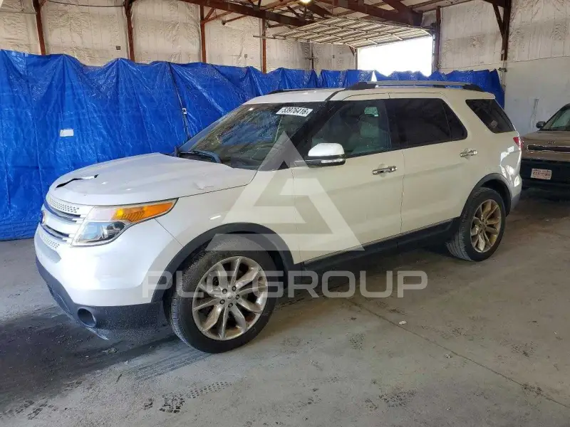 2014 Ford EXPLORER photo