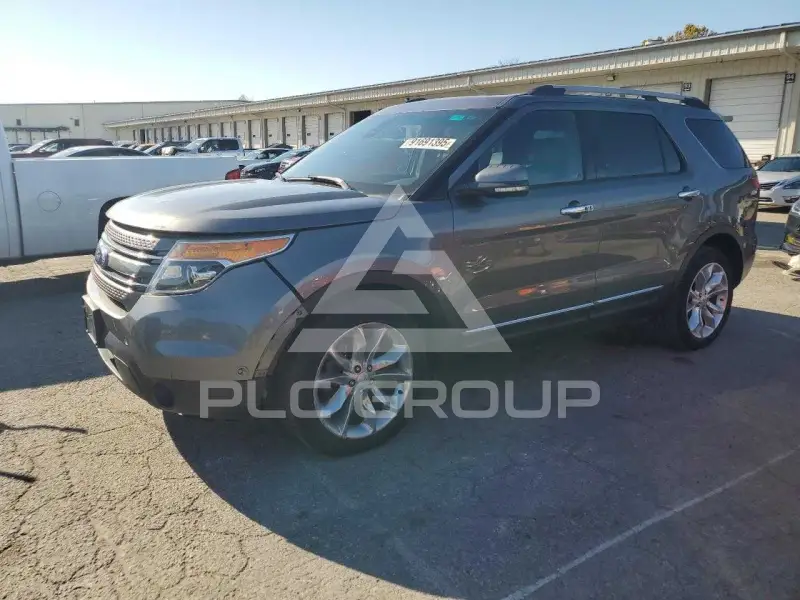 2014 Ford EXPLORER photo