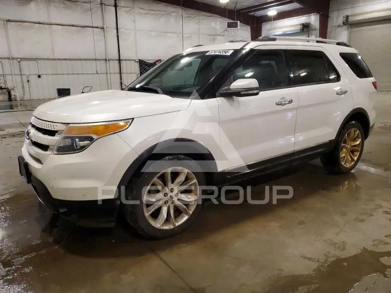 2014 Ford EXPLORER photo