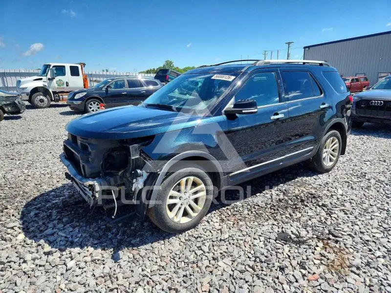 2014 Ford EXPLORER photo