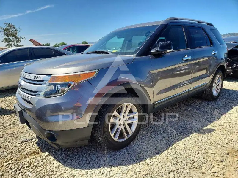 2014 Ford EXPLORER photo