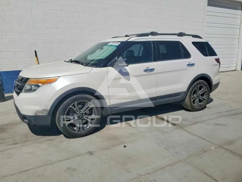 2014 Ford EXPLORER photo
