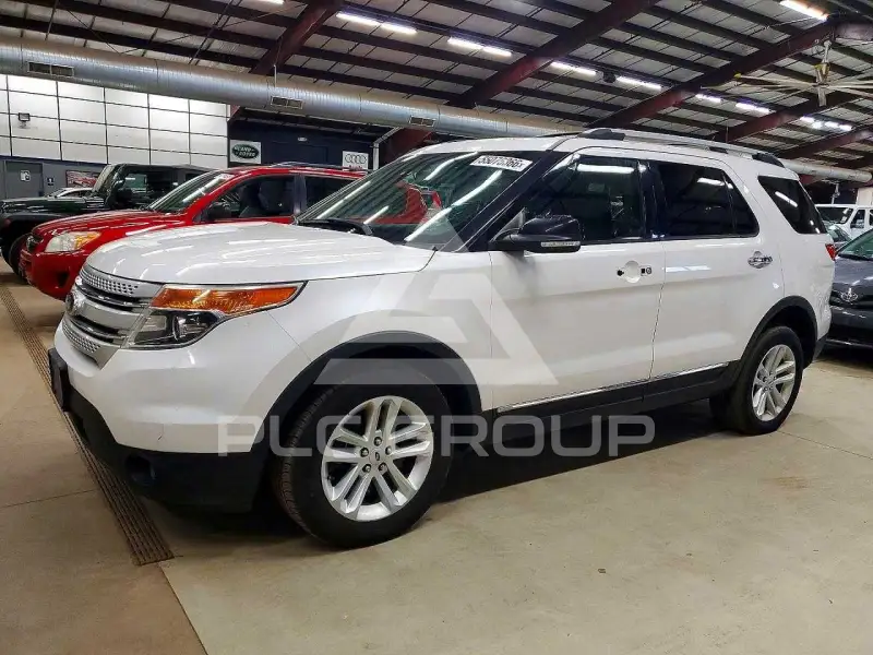 2014 Ford EXPLORER photo