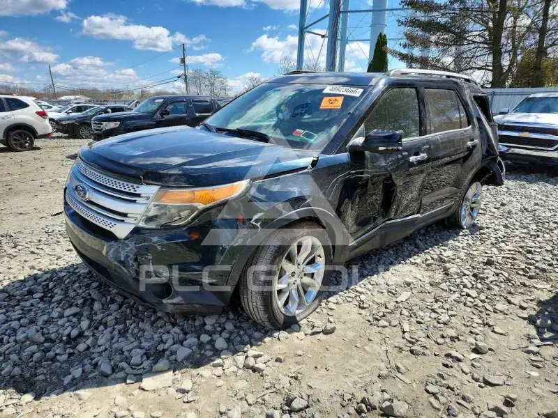 2014 Ford EXPLORER photo