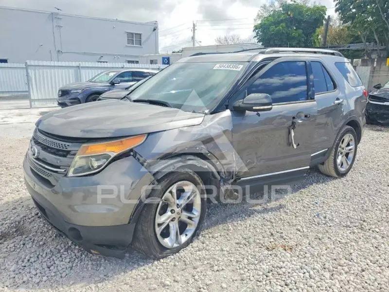 2014 Ford EXPLORER photo