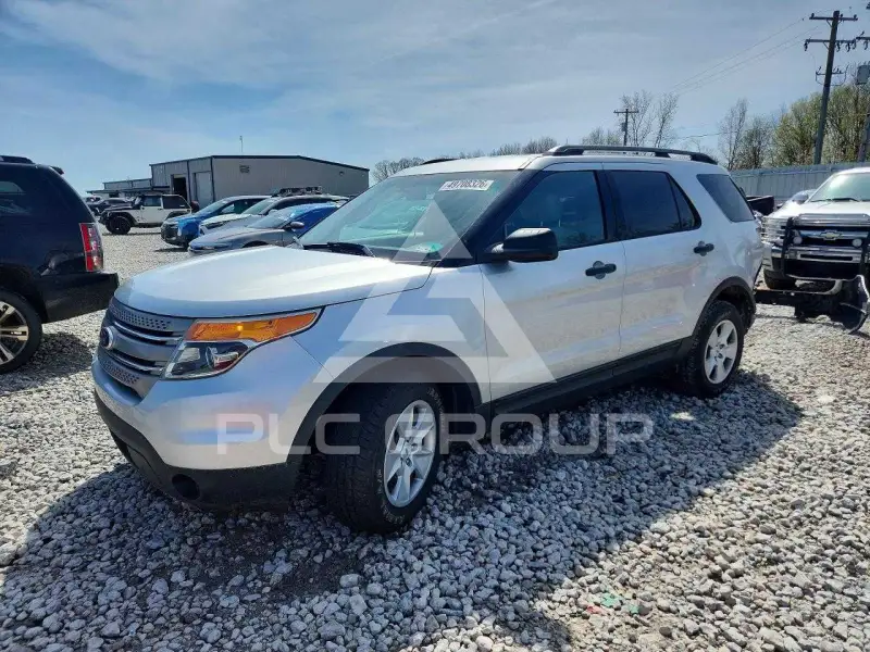 2014 Ford EXPLORER photo