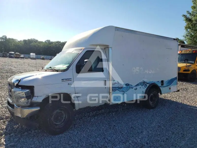 2014 Ford ECONOLINE photo