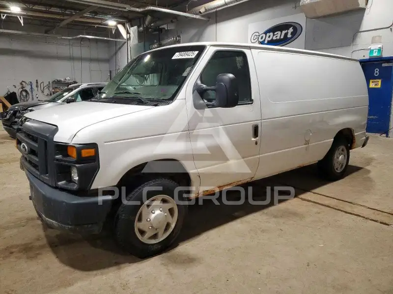 2014 Ford CARGO фото