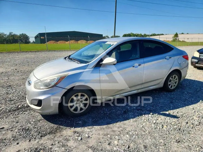 2014 Hyundai Accent фото
