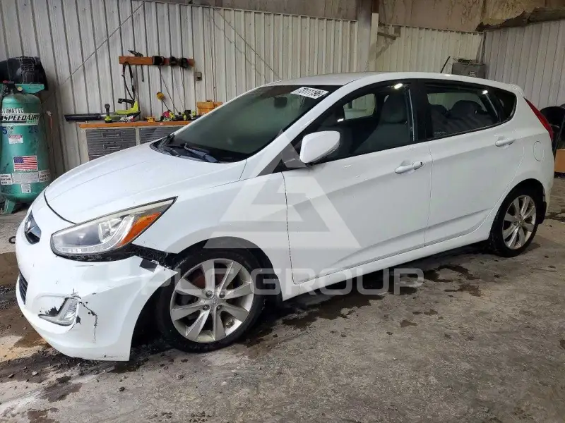 2014 Hyundai Accent фото
