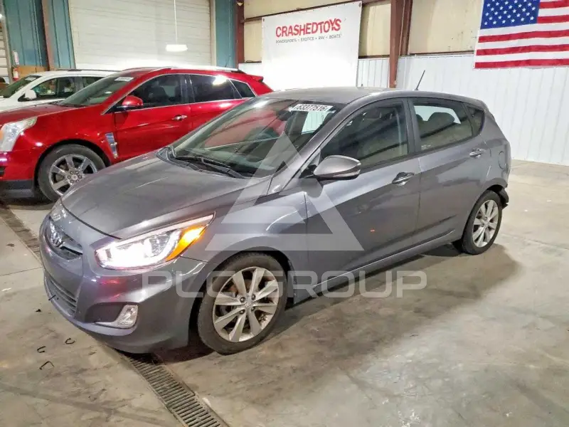 2014 Hyundai Accent photo