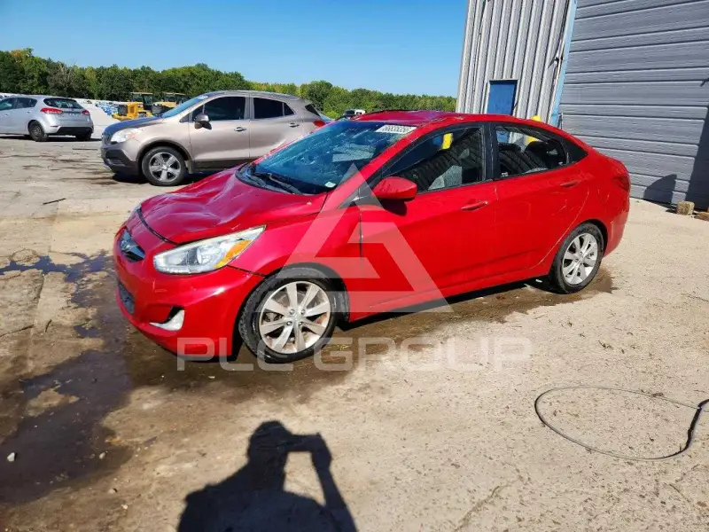 2014 Hyundai Accent photo
