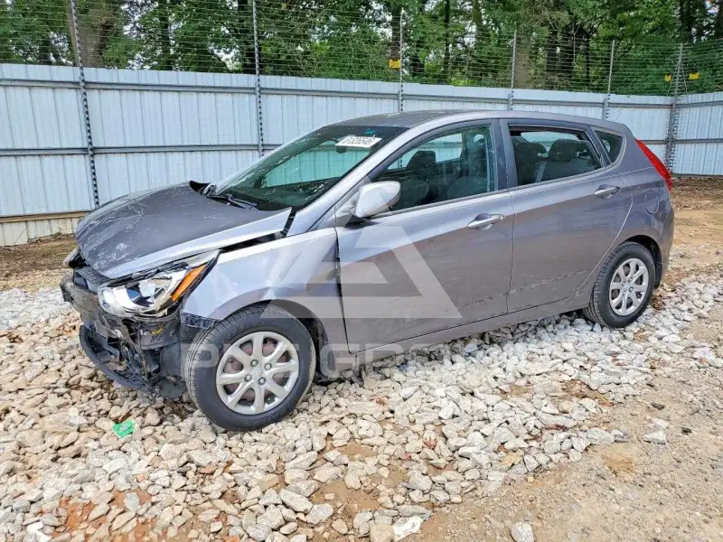 2014 Hyundai Accent фото