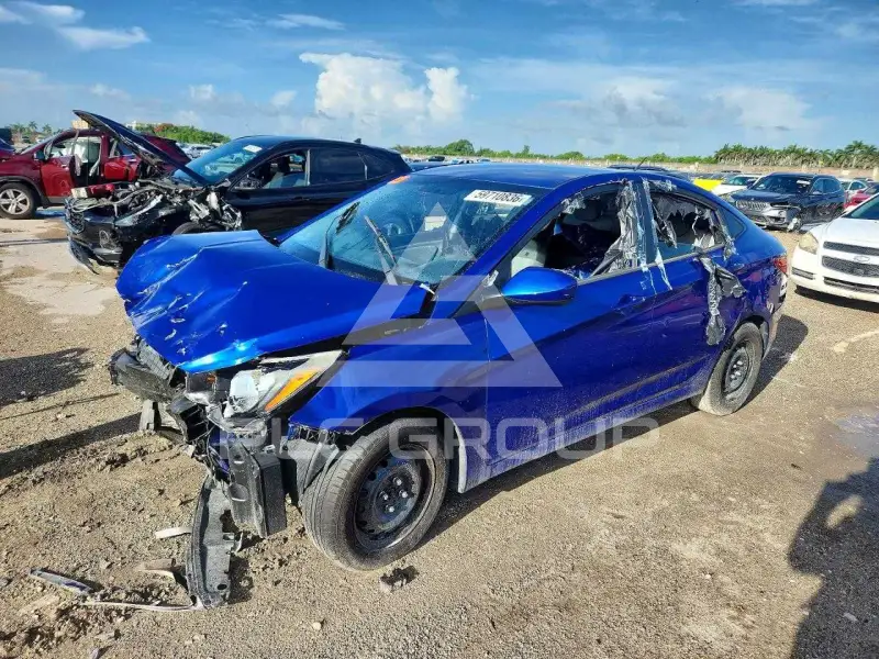 2014 Hyundai Accent photo